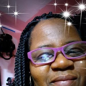 Meet your Posher, Savoya